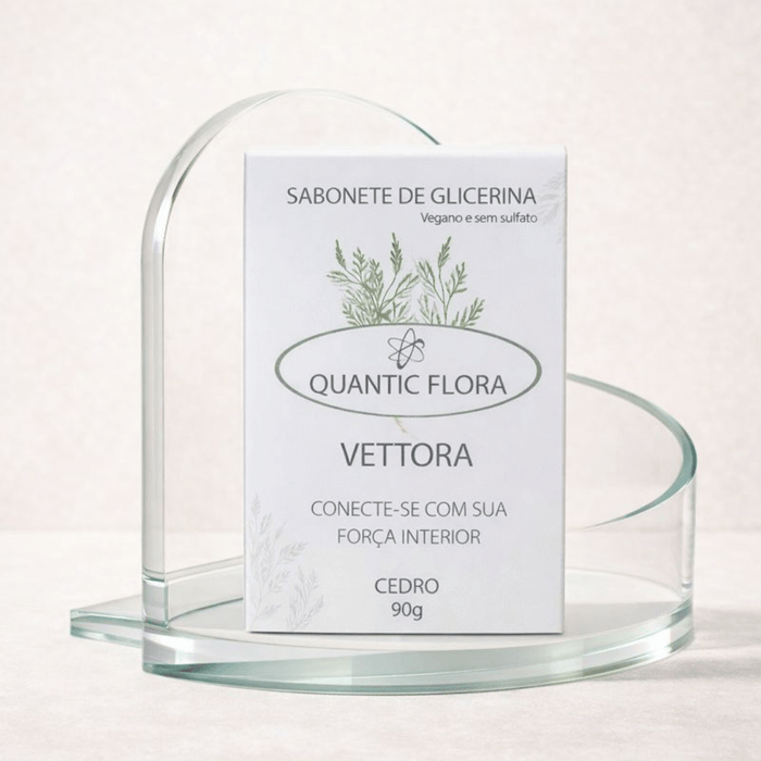 SABONETE DE GLICERINA VEGETAL CEDRO - VETTORA - COM ÓLEO ESSENCIAL - SEM SULFATO